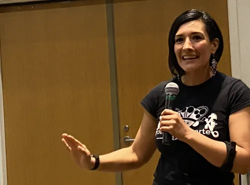 Nadia Speaking